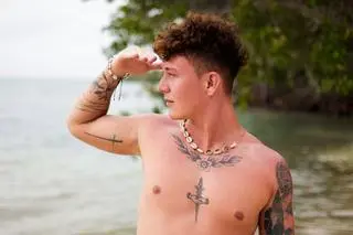 Jacek Kania z "Hotel Paradise 7"