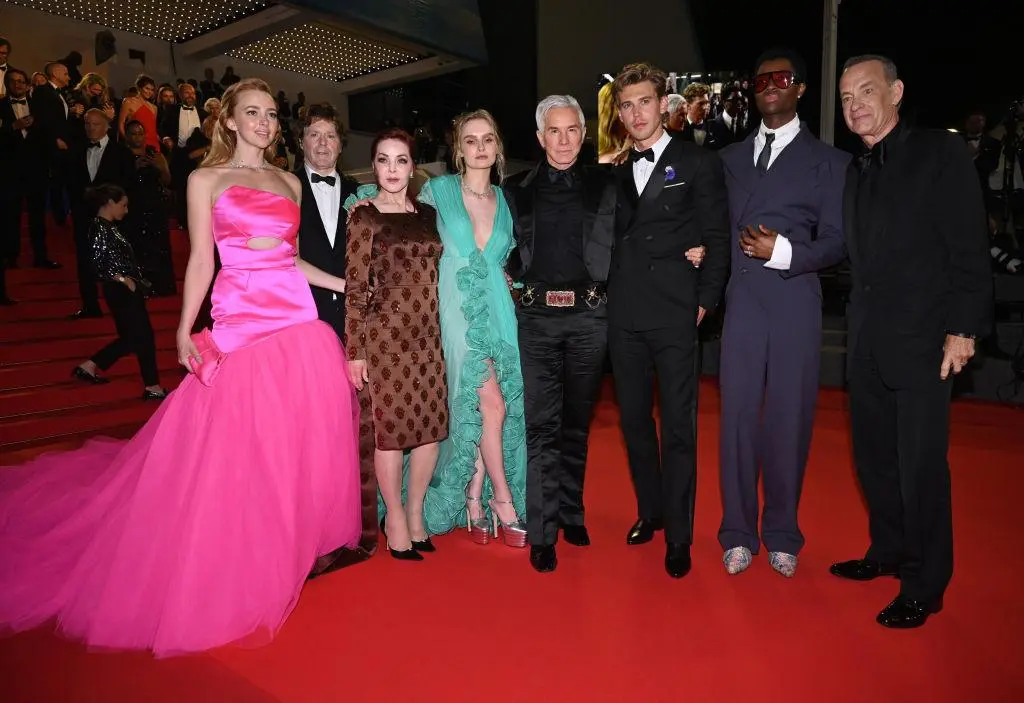 Cannes 2022. Gwiazdy na premierze filmu "Elvis": : Natasha Bassett, Jerry Schilling, Priscilla Presley, Olivia DeJonge, Baz Luhrmann, Austin Butler, Alton Mason, Tom Hanks 