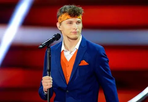 Adam Stachowiak chce przyjąć chrzest. Robi to dla ukochanej żony