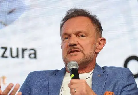 Cezary Pazura opisał trudną relację z ojcem. Padły mocne słowa