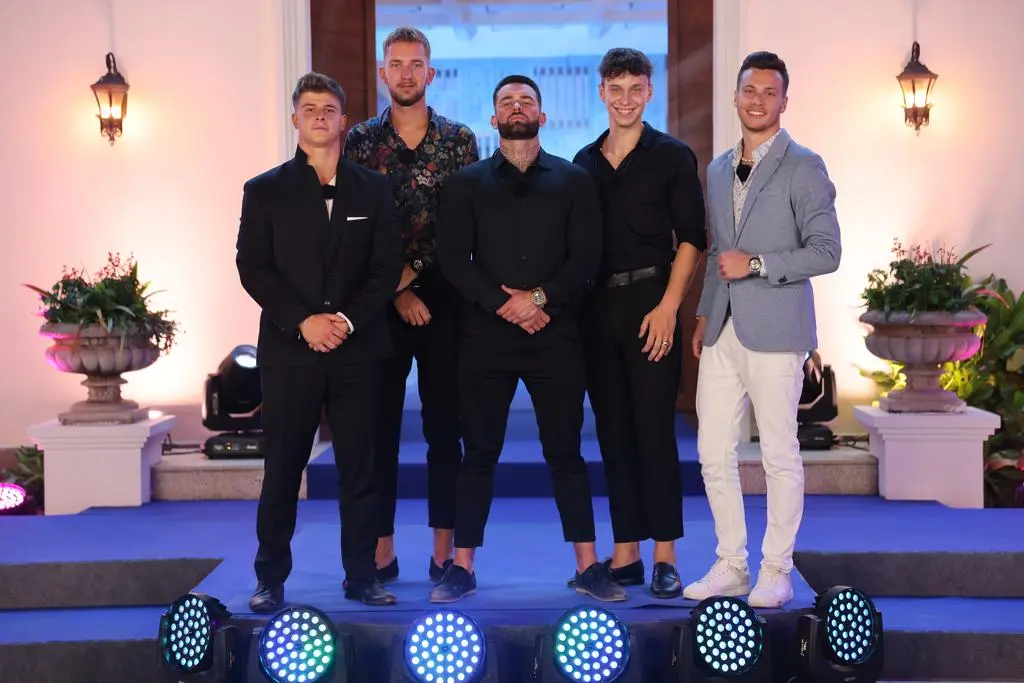Uczestnicy "Hotelu Paradise 8"