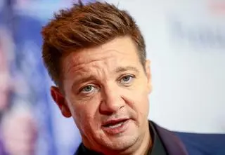 Jeremy Renner wspomina pierwsze dni po wypadku. Zdradził, dla kogo walczył o życie 