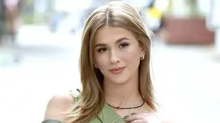 Roksana Węgiel wystąpiła w teledysku ze swoim chłopakiem. Kim jest Kevin Mglej?