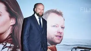 Premiera filmu "Fucking Bornholm". Odmieniony Maciej Stuhr pozuje z żoną