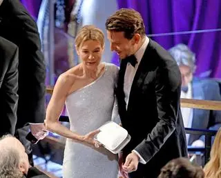 Bradley Cooper i Renée Zellweger