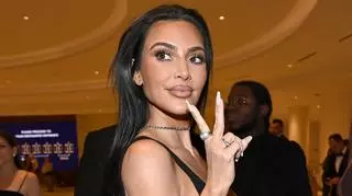 Zabawna wpadka Kim Kardashian. Znowu nieudolnie przerobiła zdjęcie?