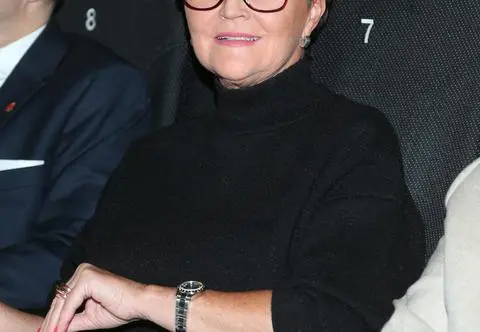 Jolanta Kwaśniewska dostała prezent od Elżbiety II. Dopiero teraz go pokazała 