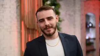 Krystian Ochman w szpitalu. Muzyk ma problemy z gardłem. "Jestem bardzo osłabiony"