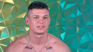 "Hotel Paradise". Konrad powiedział smutną historię o rodzicach. Pojawiły się też łzy