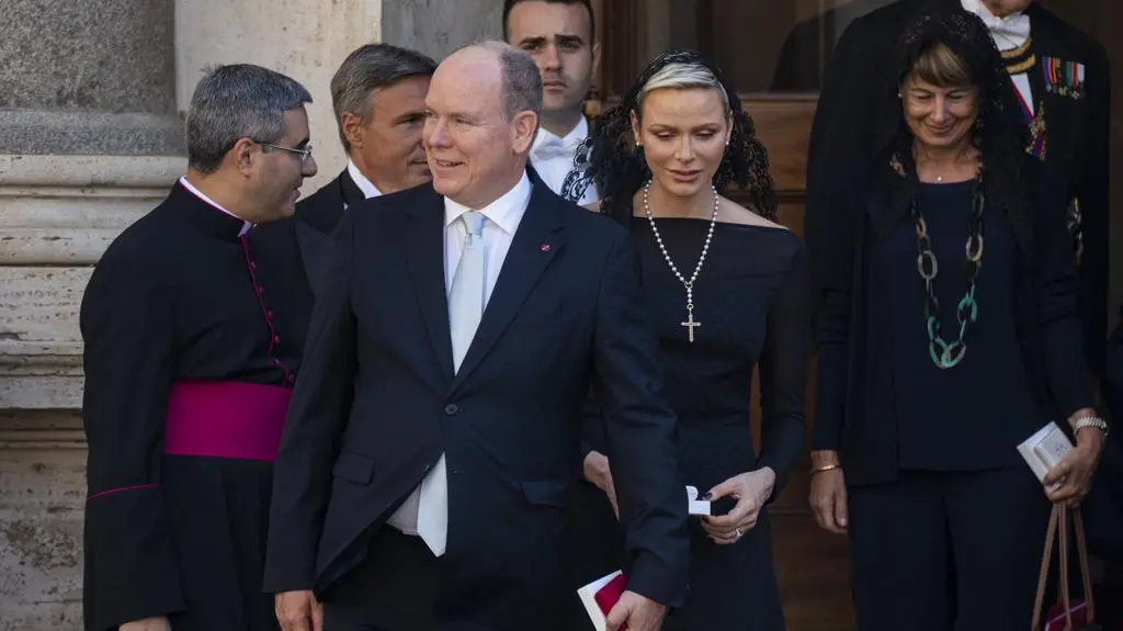 Księżna Charlene i Albert II na audiencji u papieża Franciszka 