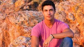 Kasper Nowakowski z "Hotelu Paradise". Co wiadomo o jego życiu?