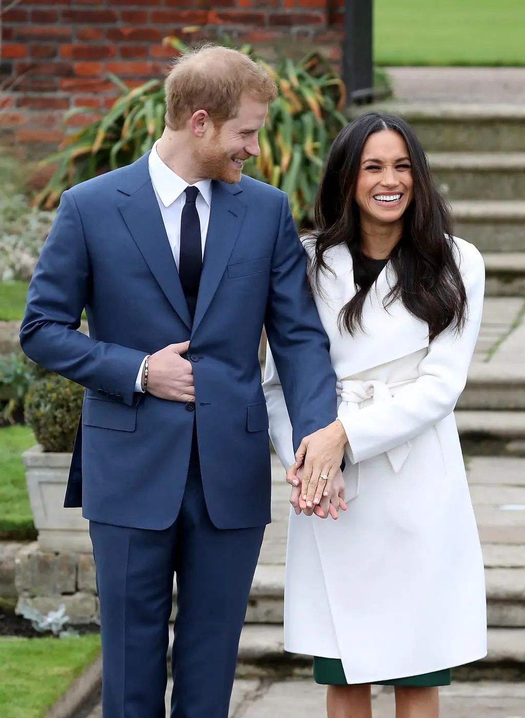 Meghan Markle i książę Harry podczas oficjalnego ogłoszenia zaręczyn