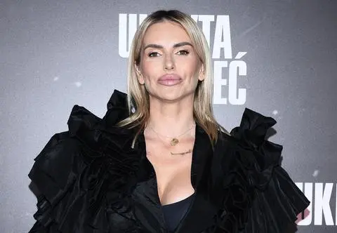 Monika Goździalska o show-biznesie i hejcie. "Przypłaciłam to ciężką depresją"