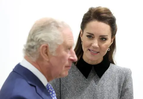 Księżna Kate i król Karol odbyli tajne spotkanie? Na jaw wychodzą szczegóły 