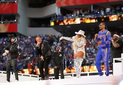 Super Bowl co roku bije rekordy oglądalności. Sprawdź, kiedy odbędzie się wydarzenie i kto wystąpi?