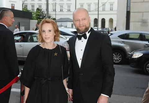 Żona Macieja Stuhra otrzymuje groźby śmierci. Wszystko przez wpis na temat Romy Wąsik