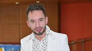 Założyciel zespołu Łzy ma złośliwy nowotwór płuc. Adam Konkol nie może być operowany