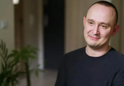 Maciek ze "Ślubu od pierwszego wejrzenia" chudnie w oczach. Wszystko przez operację