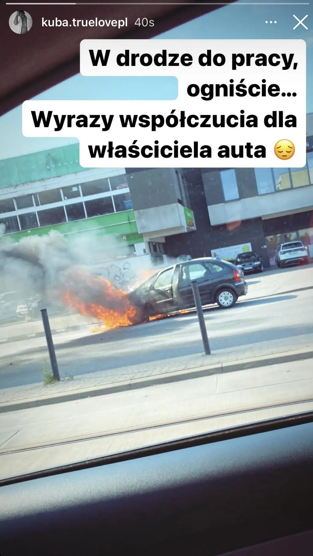 Kuba z "True Love" był świadkiem niebezpiecznego zdarzenia na drodze