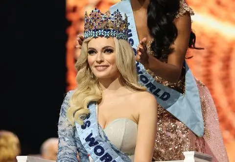 Polka została Miss Świata 2021! Karolina Bielawska powtórzyła sukces Anety Kręglickiej 