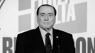 Silvio Berlusconi nie żyje. Miał burzliwe związki miłosne. Byłej żonie płacił 36 mln euro alimentów rocznie