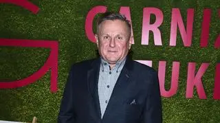 Krzysztof Hanke od lat bawi ludzi. Niewielu jednak wie, z kim jest związany