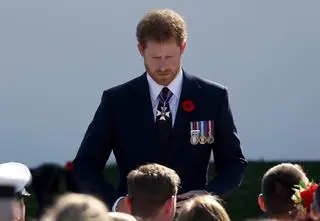 Książę Harry zmagał się z atakami paniki. Szokujące zachowanie brata