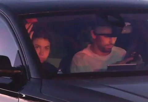 Gerard Pique przyłapany na ulicy z nową ukochaną. "Naprawdę myślicie, że Clara ma powody do niepokoju?"