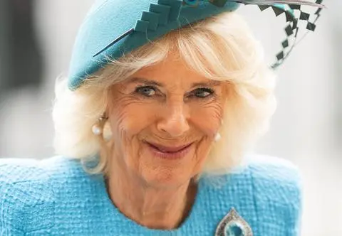 Królowa Camilla ma własną lalkę Barbie. Jednak jej wygląd zaskakuje. "Odjęliście mi około 50 lat"