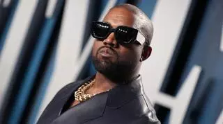 Kanye West przeszedł metamorfozę uśmiechu. Proteza z tytanu kosztowała miliony