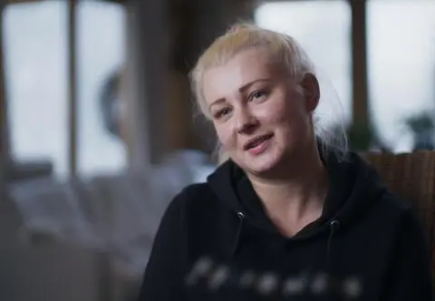 Julia ze "ŚOPW" zakochana bez pamięci. "Czysta miłość"