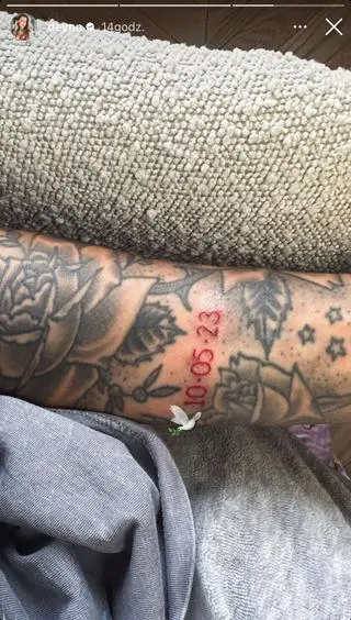 Deynn pogrążona w żałobie