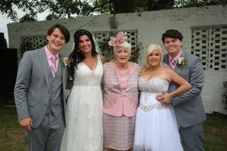 Samantha Fox i Linda Olsen