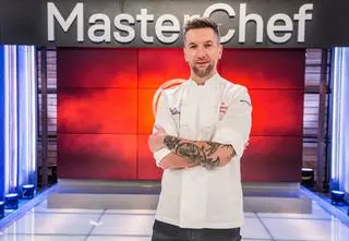 Przemysław Klima nowym jurorem "MasterChefa". Co wiemy o 13. sezonie programu?