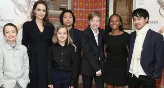 Angelina Jolie i dzieci 