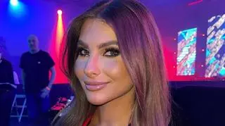 Eliza "zrobiła sobie policzki"? Odpowiedź i zdjęcie nie pozostawiają złudzeń