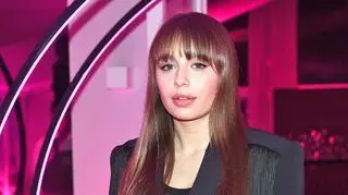 Oliwia Bieniuk pierwszy raz pokazała partnera. Pozują w czułym objęciu