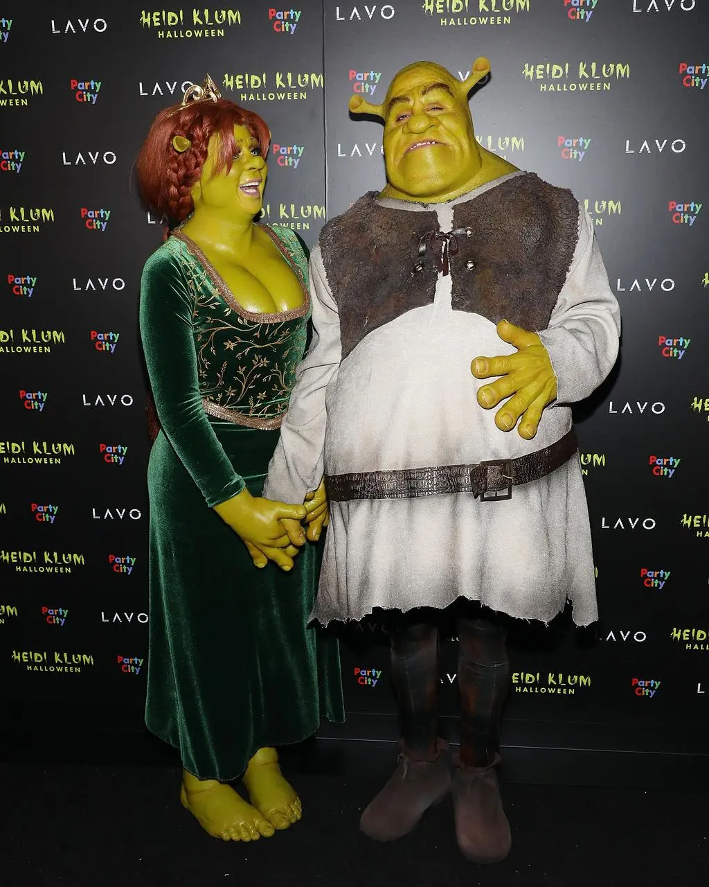 Aktualnie czytasz: Heidi Klum zaszalała z kostiumem na Halloween. Niektórych może przyprawić o mdłości