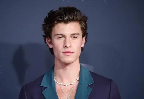 Shawn Mendes miał wystąpić w Polsce. Zdradził powód odwołania trasy. Zmienił też wygląd