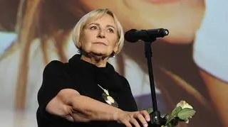 Mama Anny Przybylskiej została oszukana. Straciła mnóstwo pieniędzy. "Zaufałam"