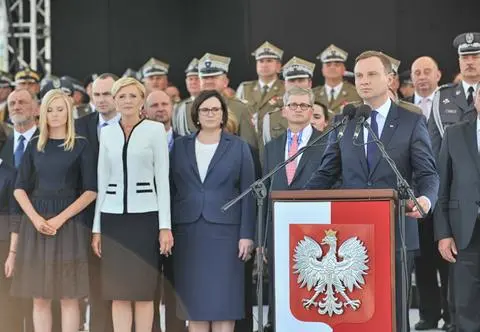 Kinga Duda poszła w zawodowe ślady ojca. Czym dokładnie się zajmuje?