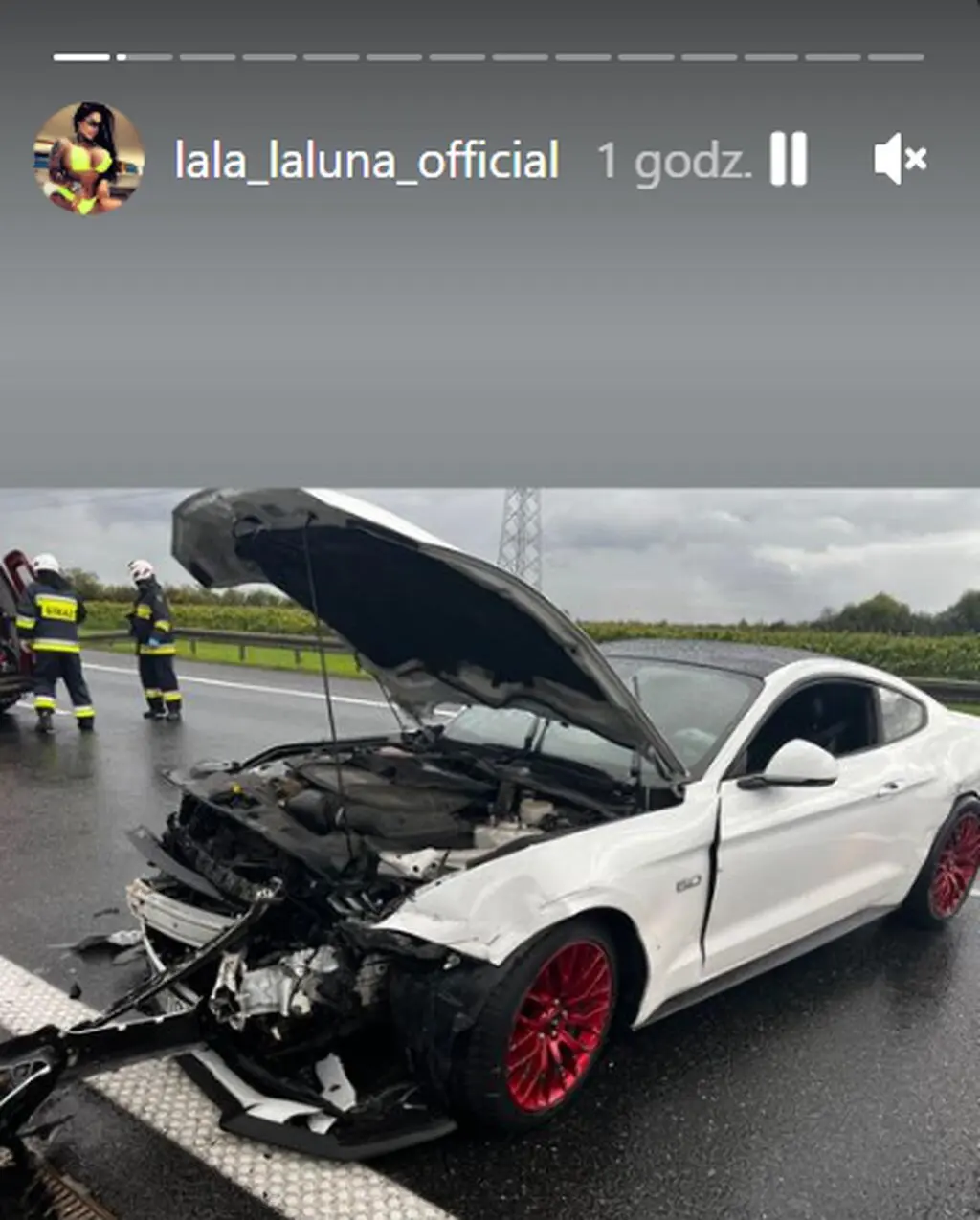 Laluna z "Królowych życia" pokazała rozbite auto