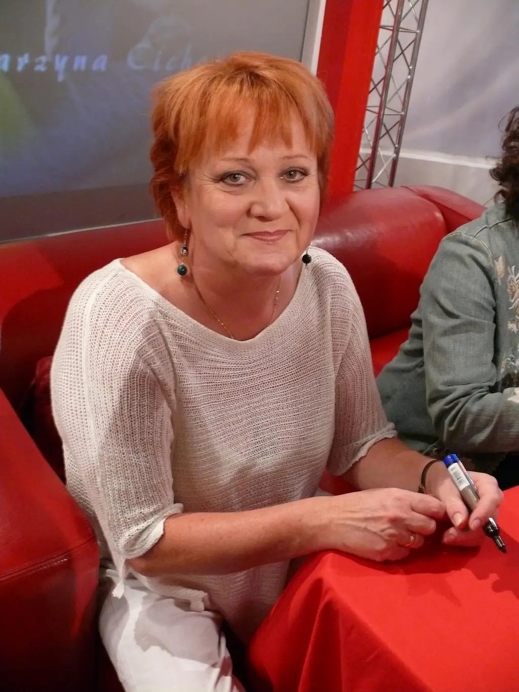 Małgorzata Rożniatowska 
 w serialu "M jak miłość" gra Zosię Kisielową 