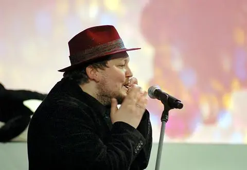 Anna Maria Jopek opiewała jego talent w słynnej piosence. Co robi teraz Joszko Broda? 