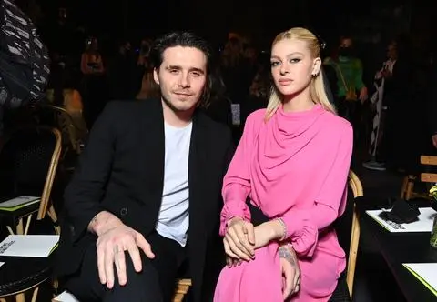 Brooklyn Beckham i Nicola Peltz mieli ślub jak z bajki. Jak wyglądała uroczystość?