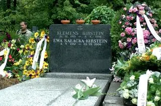 Grób Ewy Sałackiej