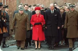 Elżbieta II i książę Filip w Warszawie w 1996 roku