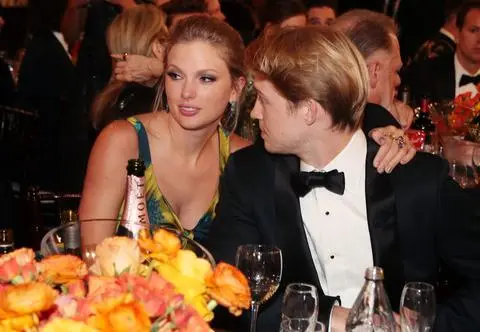 Taylor Swift i Joe Alwyn rozstali się? "Nie było go na żadnym z występów"