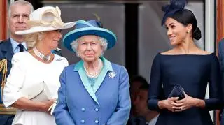 Królowa Elżbieta była "buforem" między Meghan Markle i królową Camillą