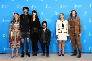 Joanna Kulig, Anne Hathaway i aktorzy z filmu "Miłość bez ostrzeżenia"